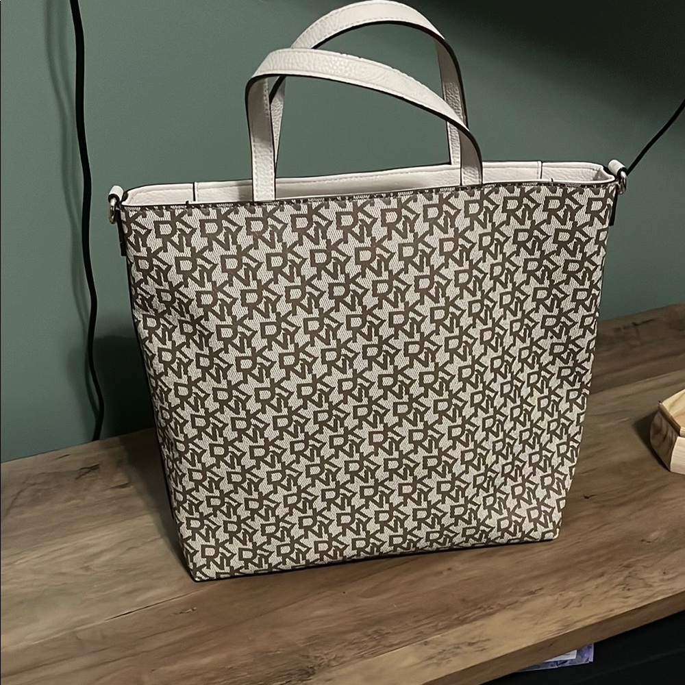 DKNY Mara Medium Tote Bag